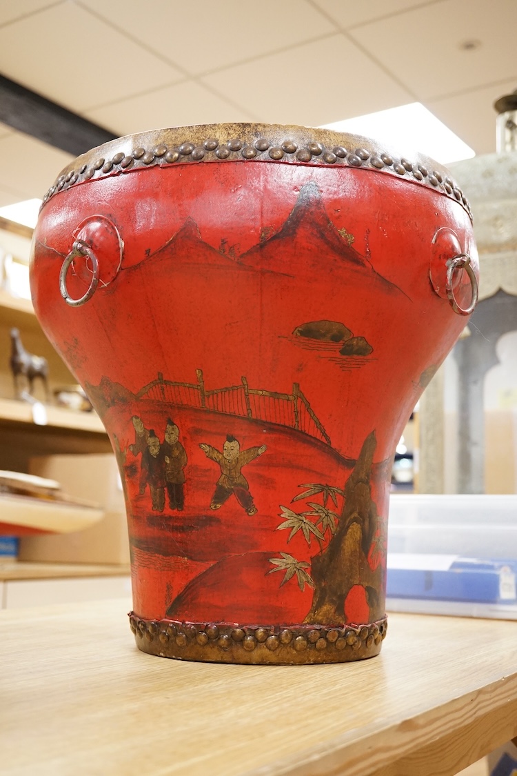 A Chinese red lacquer drum, 39.5cm